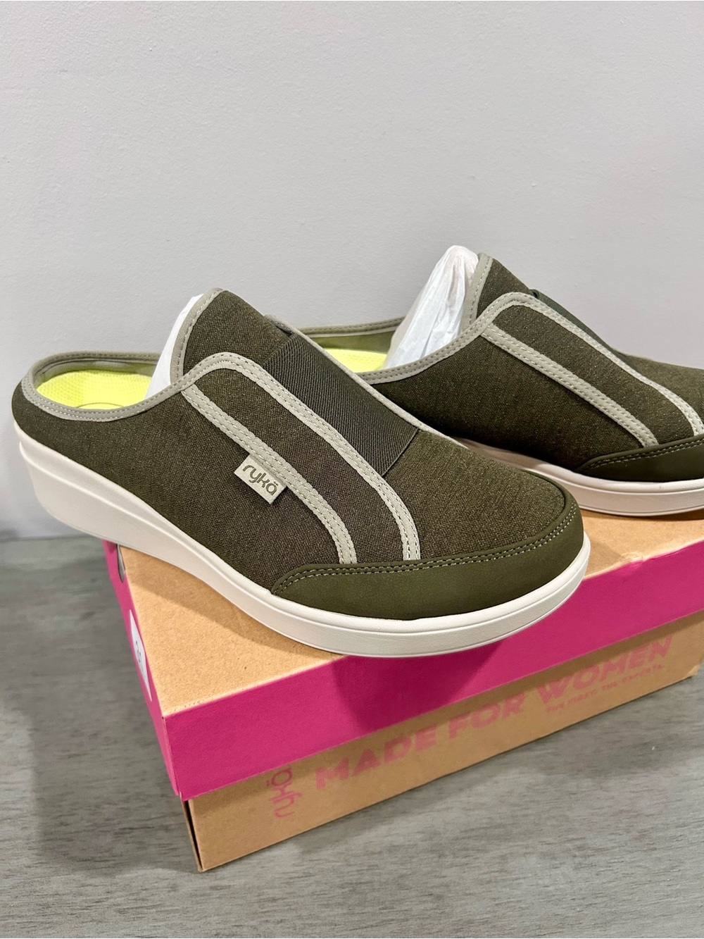 Ryka Olive Green Slip-On Mule Loafers 9W